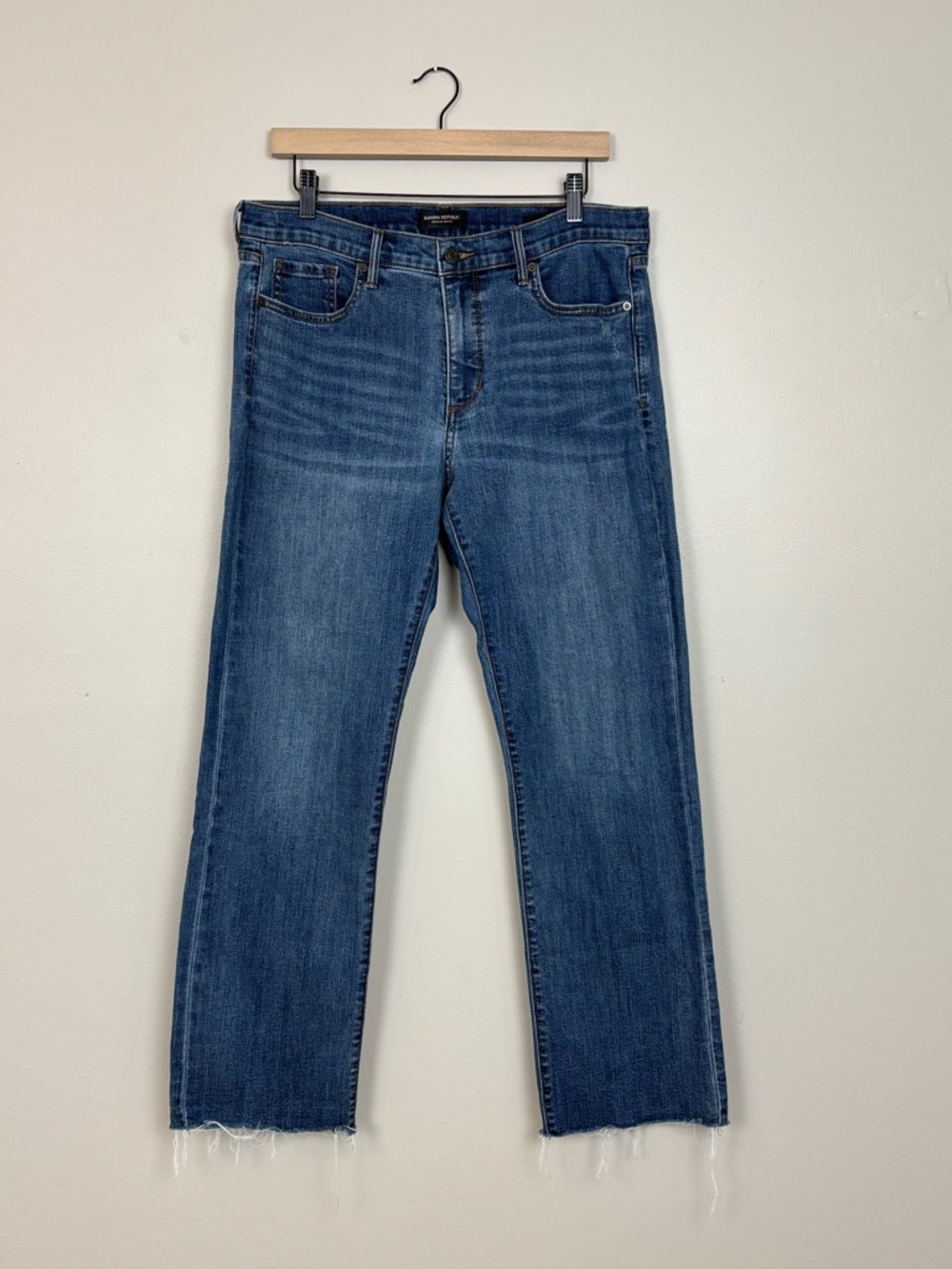 Banana Republic Jeans Womens 31S Girlfriend Stretch Raw Hem Mid Rise‎ Denim Blue
